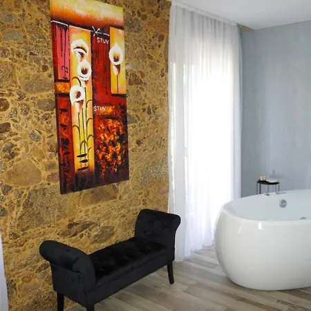 Lux'otel Барселуш