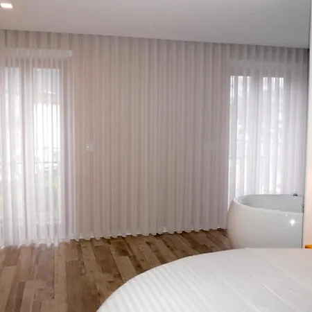 Lux'otel 홈스테이 *