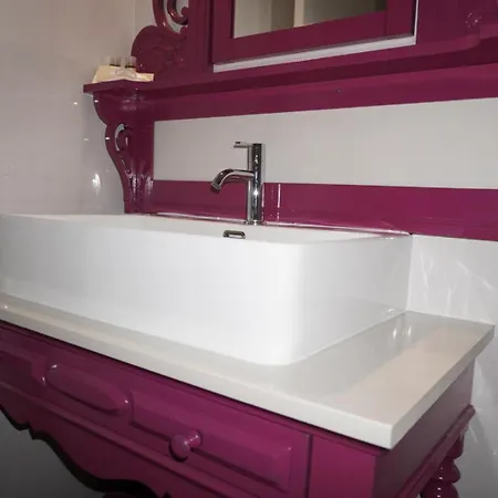 Homestay Lux'otel Barcelos