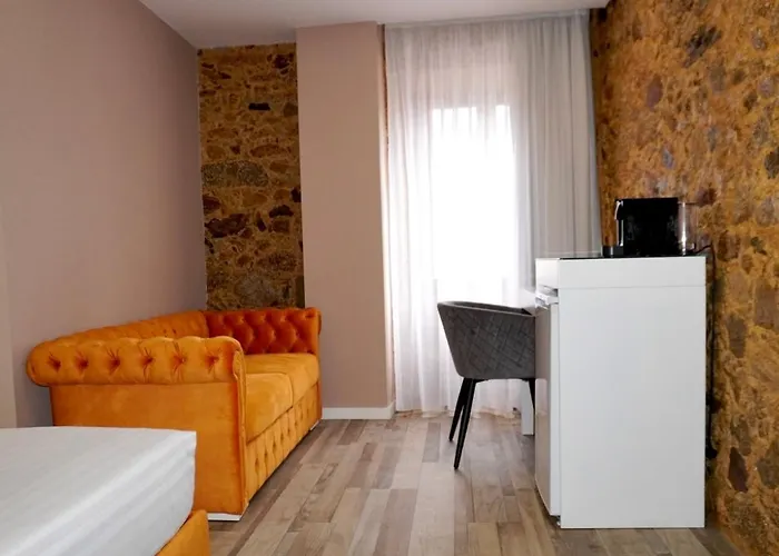 Lux'otel 巴塞卢什