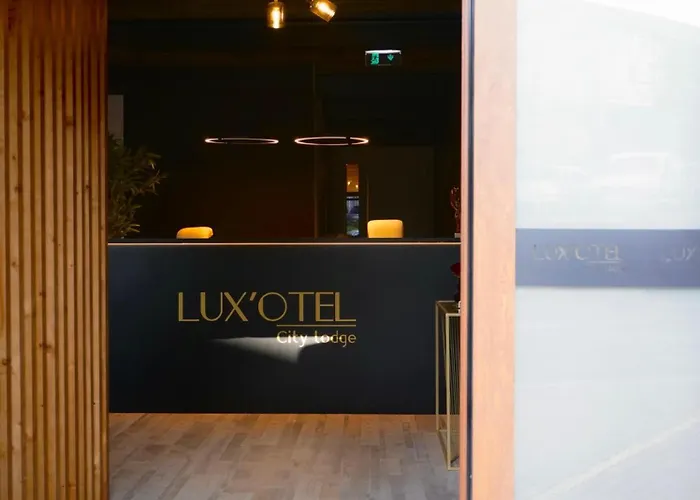 Lux'otel 巴塞卢什